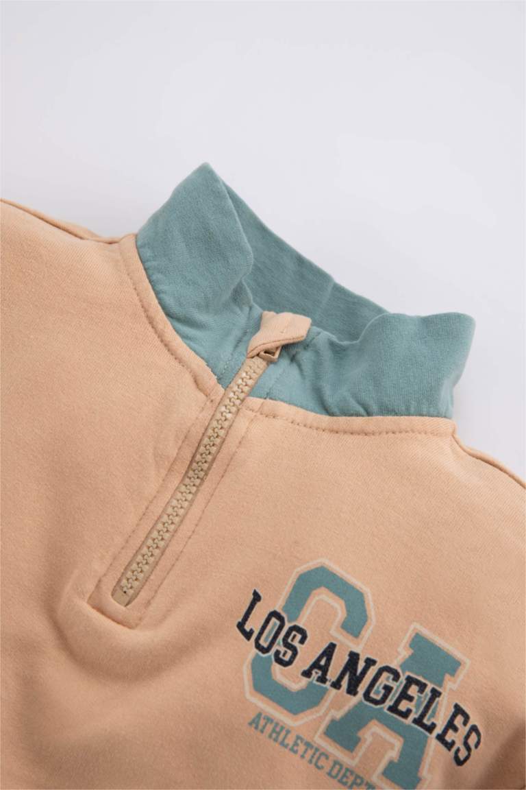 طقم ولادي سويت شيرت وسويت بانتس قصة عادية - قطعتين