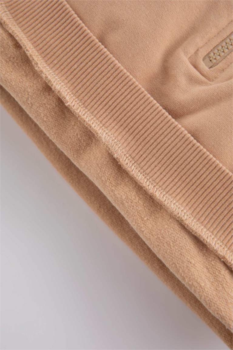 طقم ولادي سويت شيرت وسويت بانتس قصة عادية - قطعتين