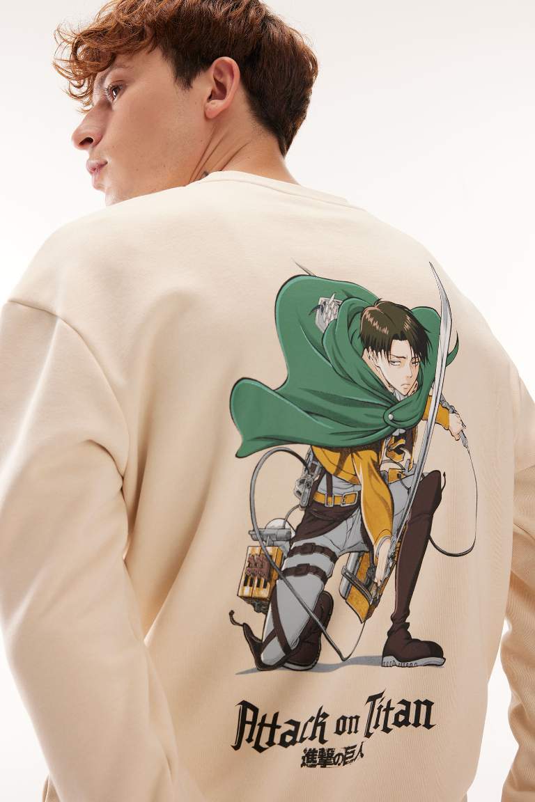Attack on Titan Boxy Fit Bisiklet Yaka Sırt Baskılı Sweatshirt