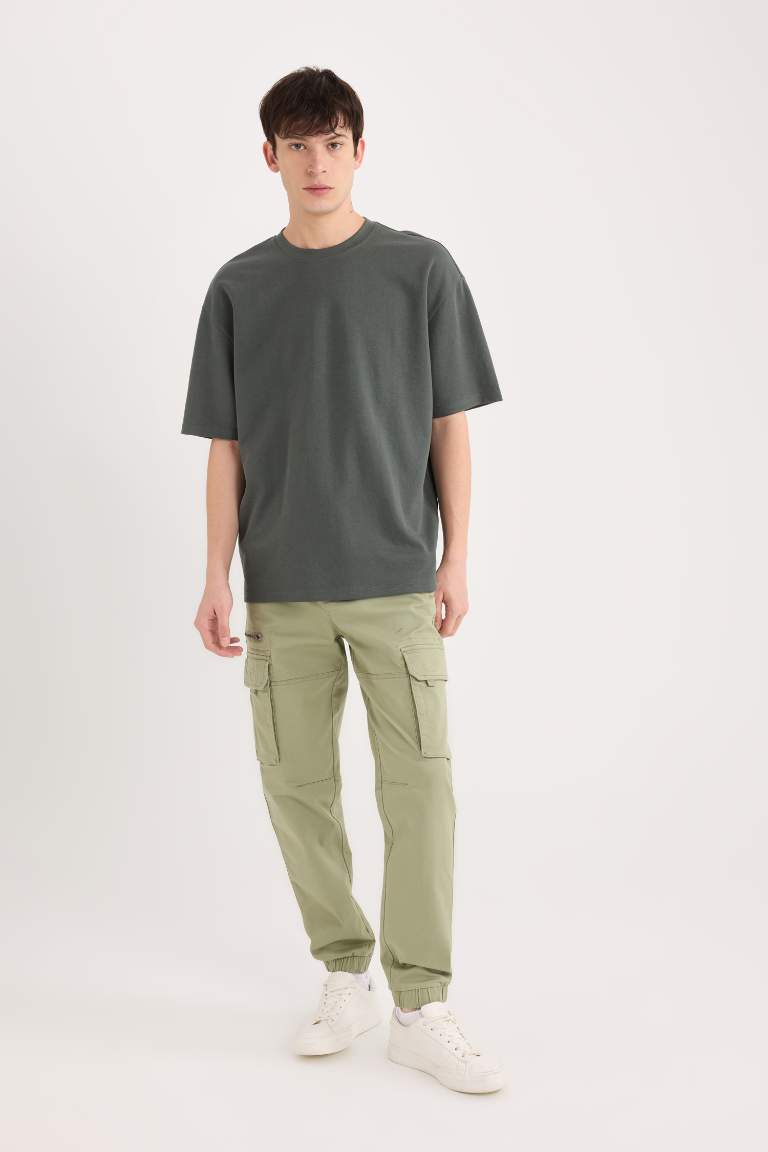 Pantalon jogging cargo en gabardine avec poches