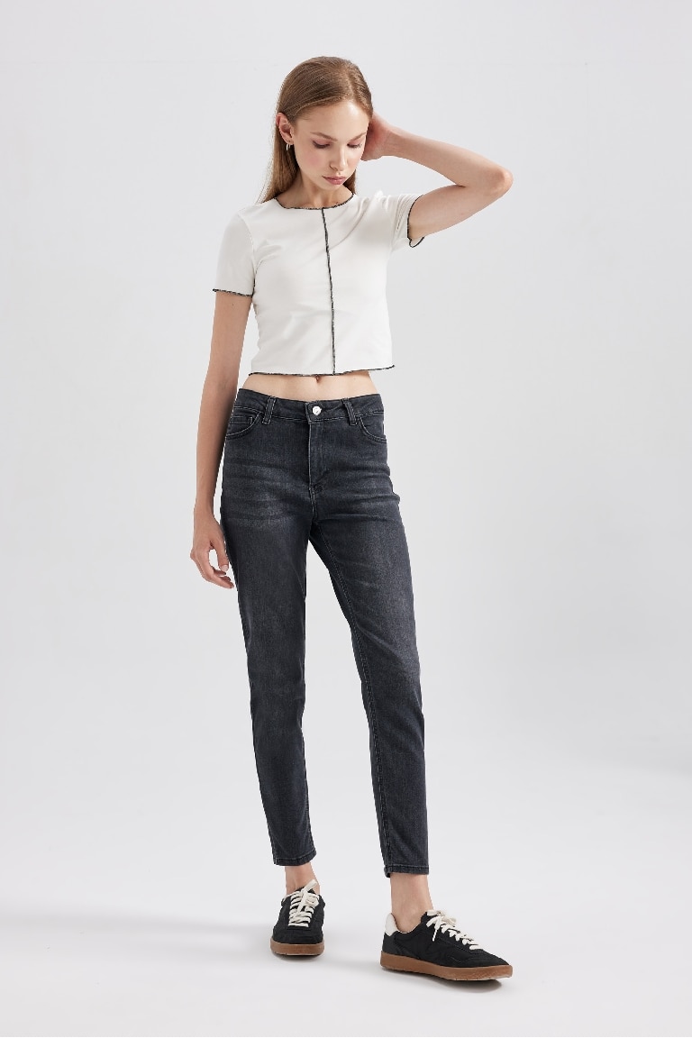 Rebeca Skinny Fit Normal Waist Narrow Leg Long Length Jeans