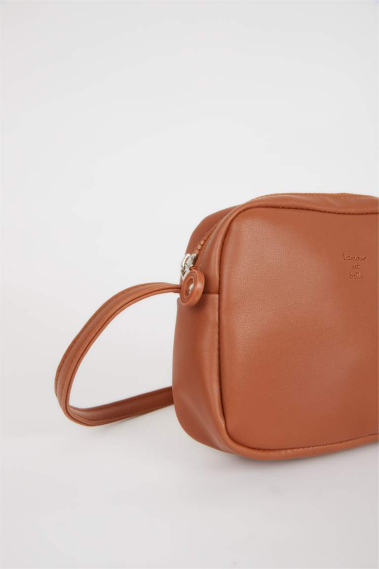 Brown WOMAN Faux Leather Crossbody Bag 2941463 DeFacto