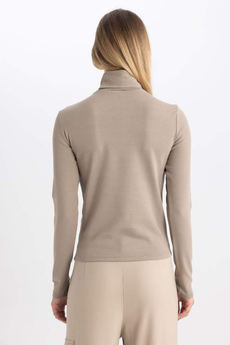 Slim Fit Dar Kesim Balıkçı Yaka Uzun Kollu Tişört