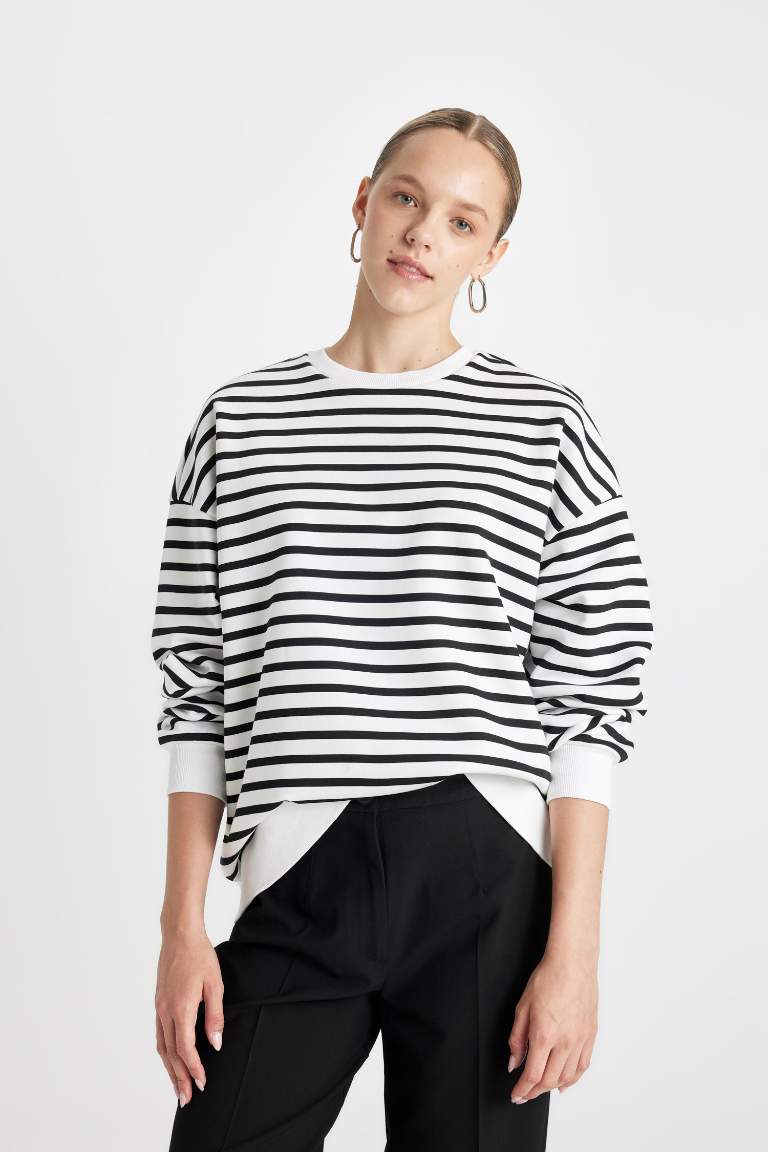 Oversize Fit Wide Fit Crew Neck Striped Thick Sweatshirt