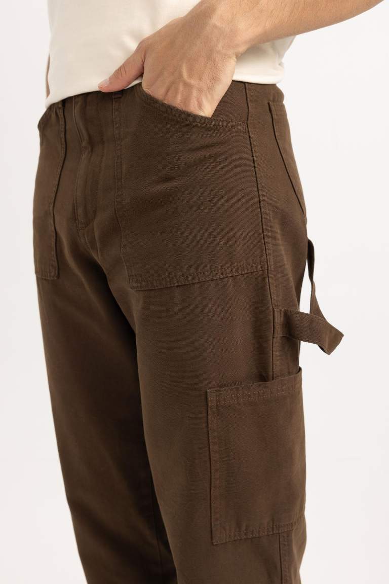 Straight Fit Normal Waist Pipe Leg Trousers