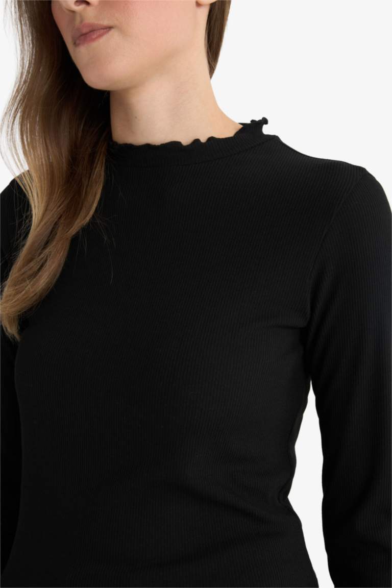 تونيك مضلع ردن طويل بياقة عالية