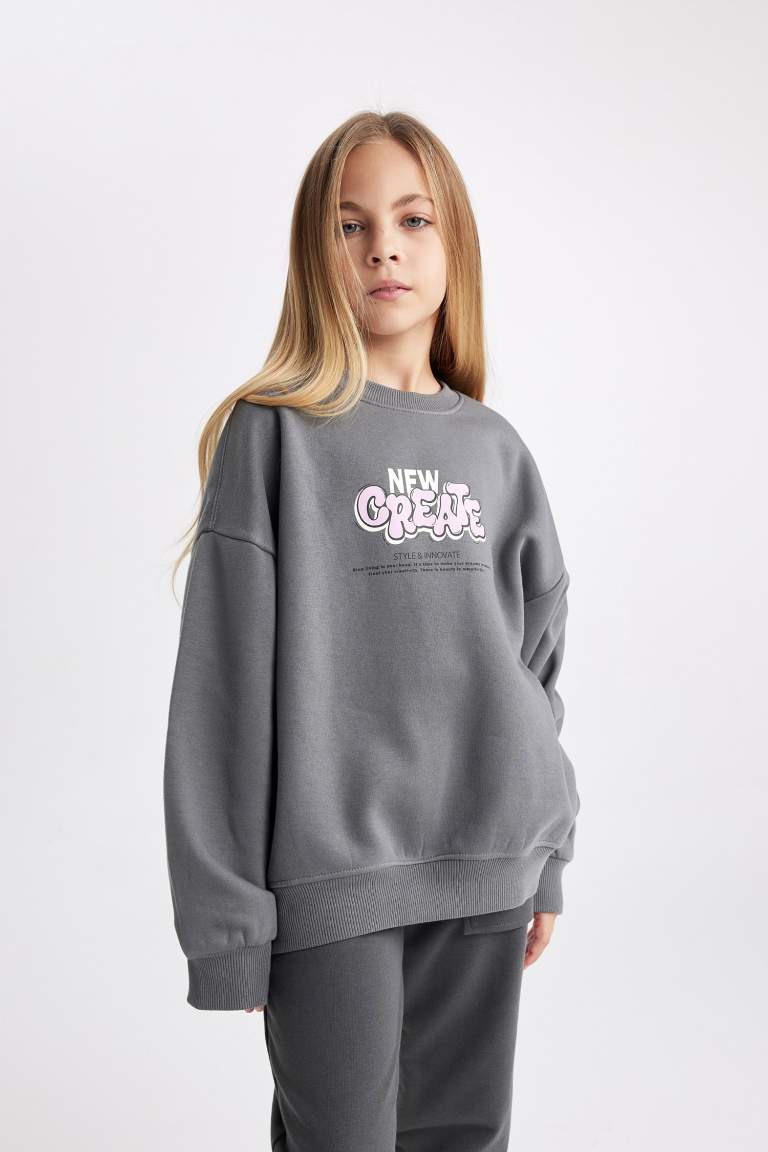 Girl Oversize Fit Soft Fuzzy Thick Fabric Sweatshirt