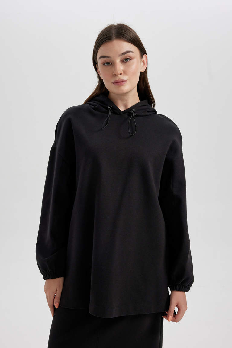 Black WOMAN Regular Fit Hooded Sweat Tunic 2941126 | DeFacto