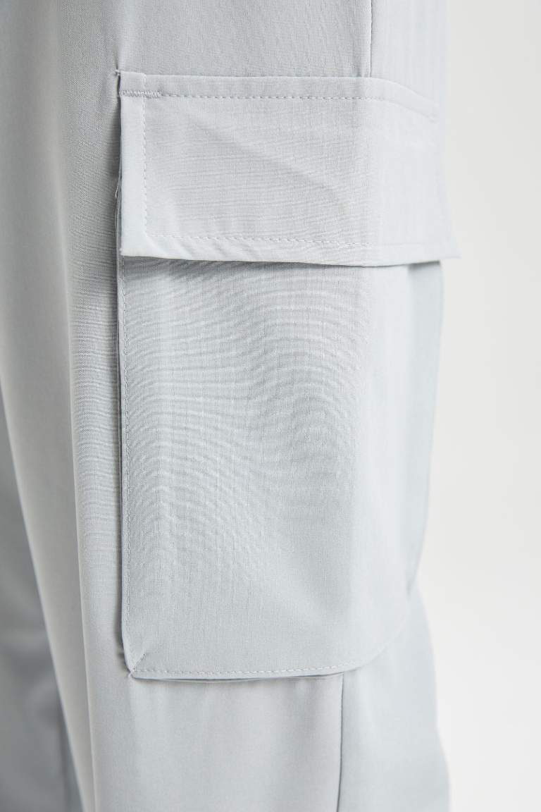 DeFactoFit Standard Fit Woven Trousers