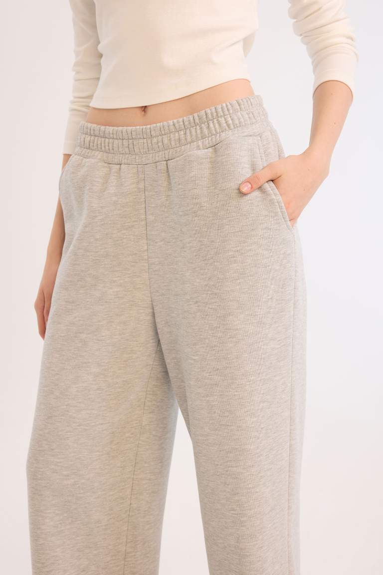 Elastic Waist Wide Leg Sweatpants 