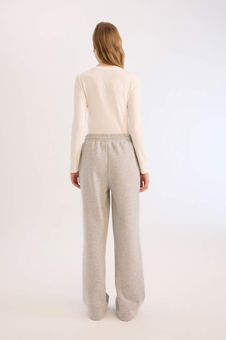 Elastic Waist Wide Leg Sweatpants 