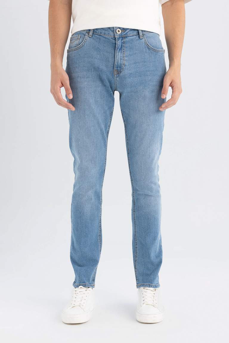 Jean Coupe slim à taille normale