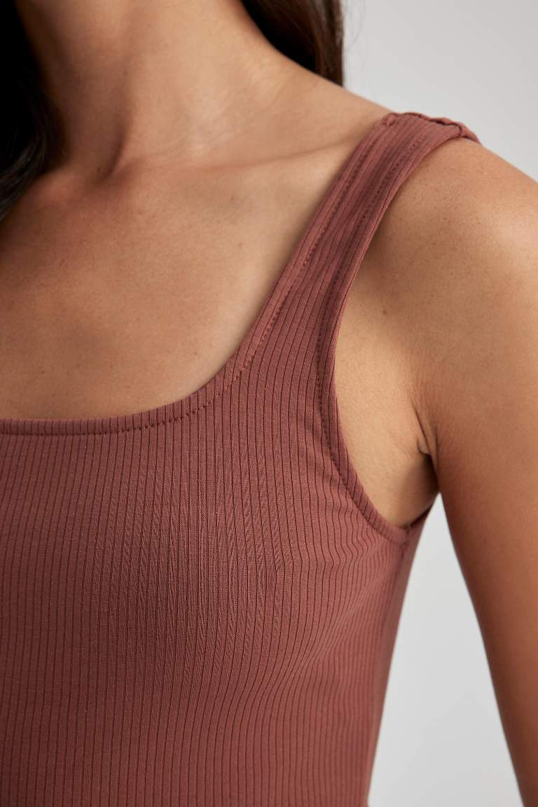 Bodycon Kare Yaka Fitilli Kaşkorse Midi Askılı Elbise
