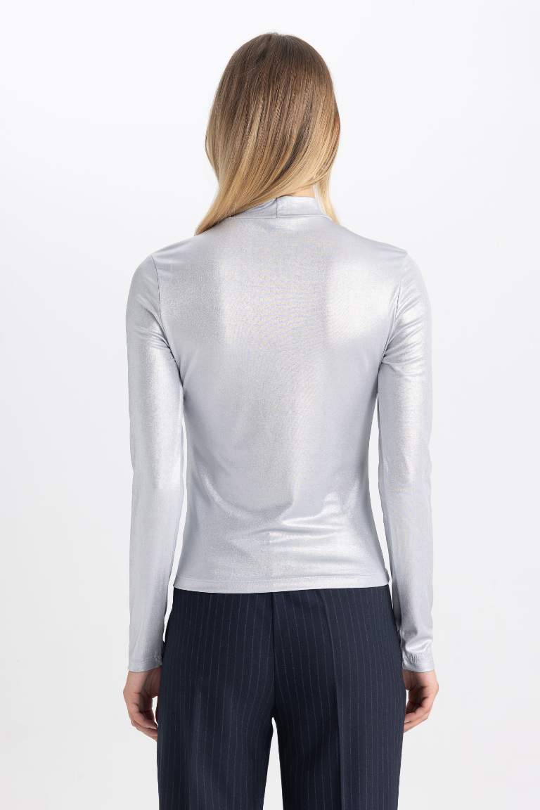 Slim Fit Dar Kesim Yarım Balıkçı Yaka Uzun Kollu Tişört