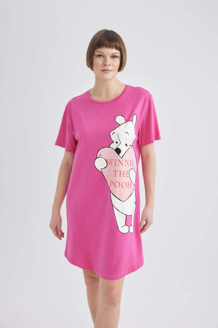 Fall in Love Disney Winnie The Pooh Bisiklet Yaka Kısa Kollu Gecelik