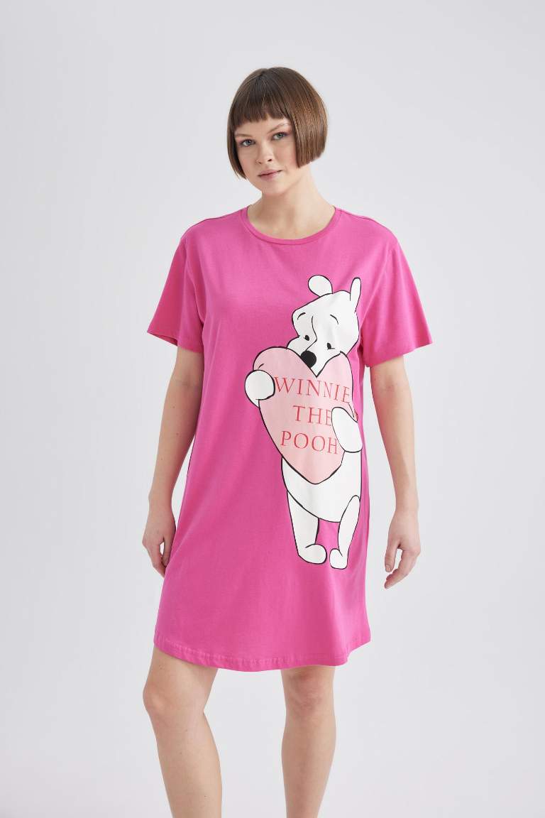 Fall in Love Disney Winnie The Pooh Bisiklet Yaka Kısa Kollu Gecelik