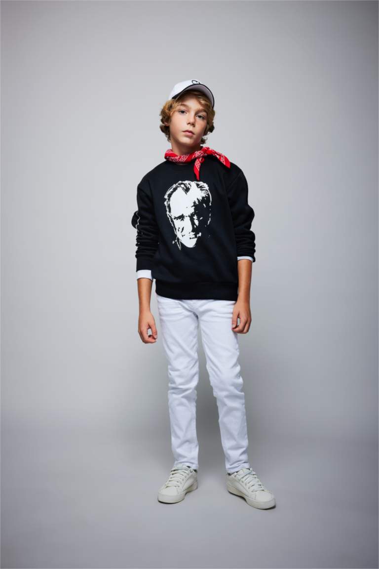 Erkek Çocuk Siyah Bisiklet Yaka Atatürk Baskılı Sweatshirt