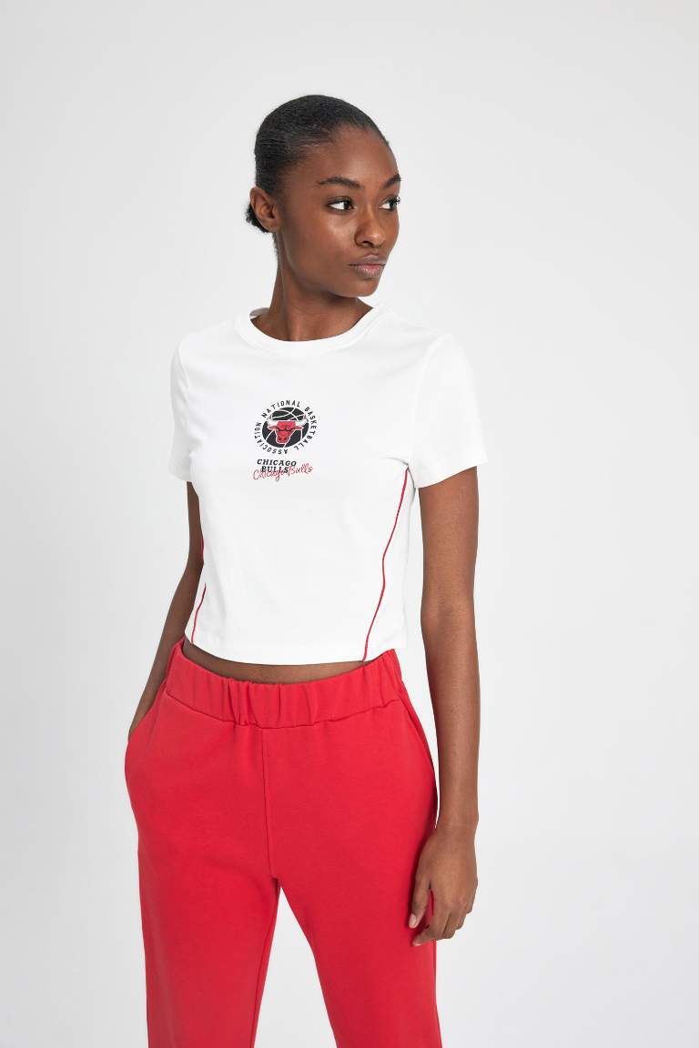 T-Shirt Crop Top à Manches Courtes à Col Rond de DeFactofit Nba Chicago Bulls