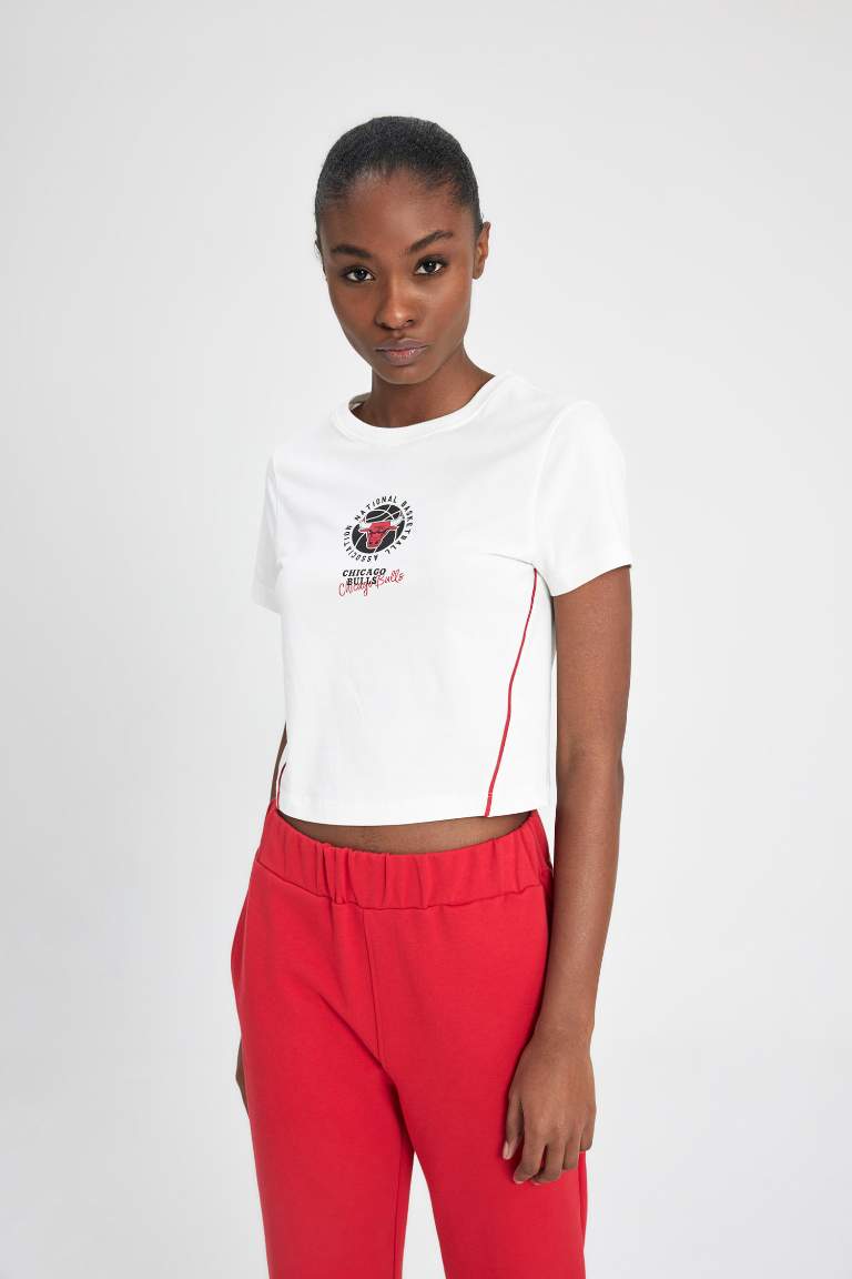 T-Shirt Crop Top à Manches Courtes à Col Rond de DeFactofit Nba Chicago Bulls