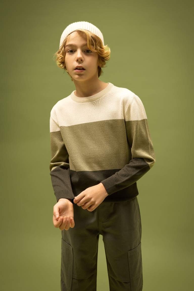 Boy Crew Neck Color Block Knitted Pullover