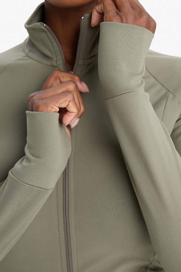 DeFactoFit Fitted Dik Yaka Çift Cepli Fermuarlı Spor Hırka