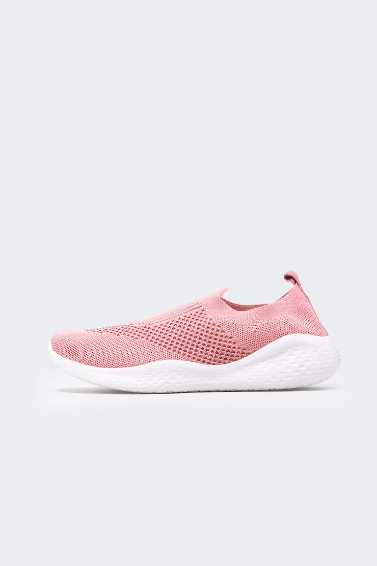 Women Flat Sole Slip On Sports Shoes