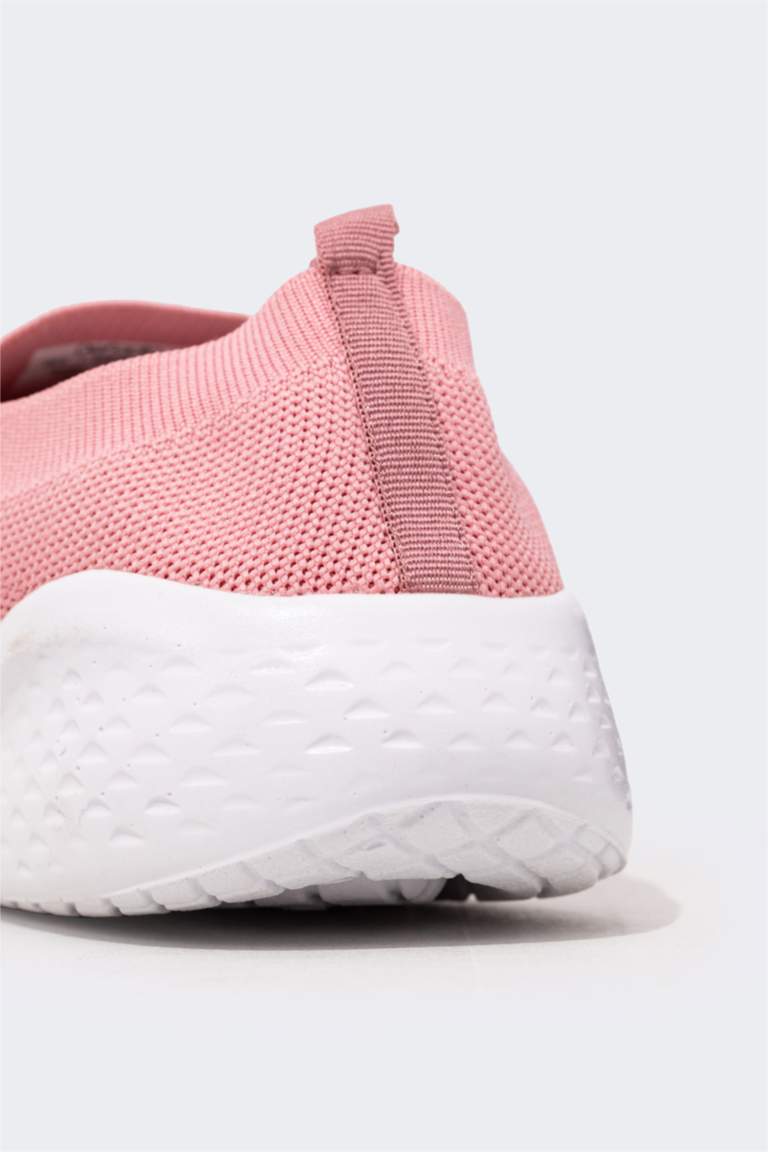 Women Flat Sole Slip On Sports Shoes