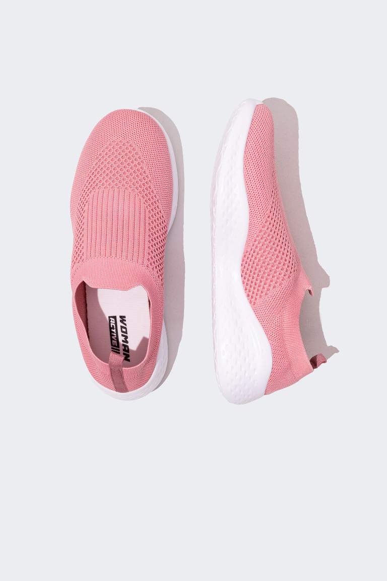 Women Flat Sole Slip On Sports Shoes