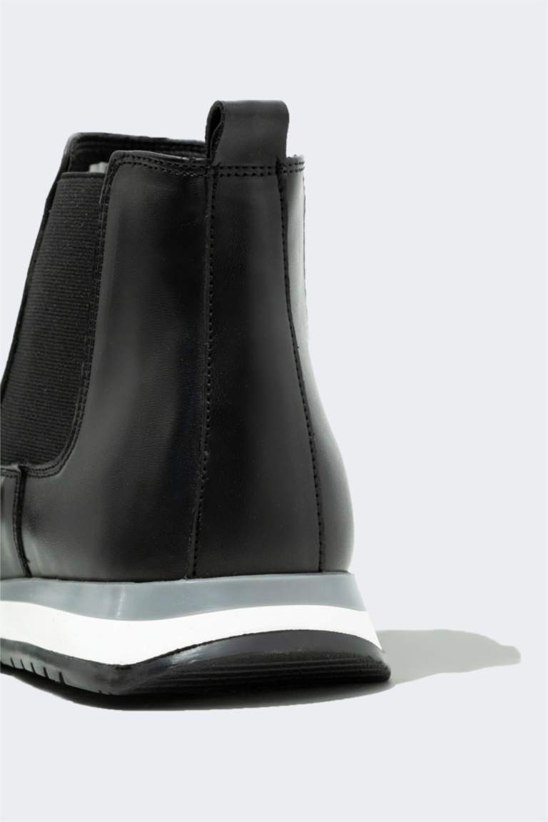 بوت رجالي بكعب عالي بدون رباط