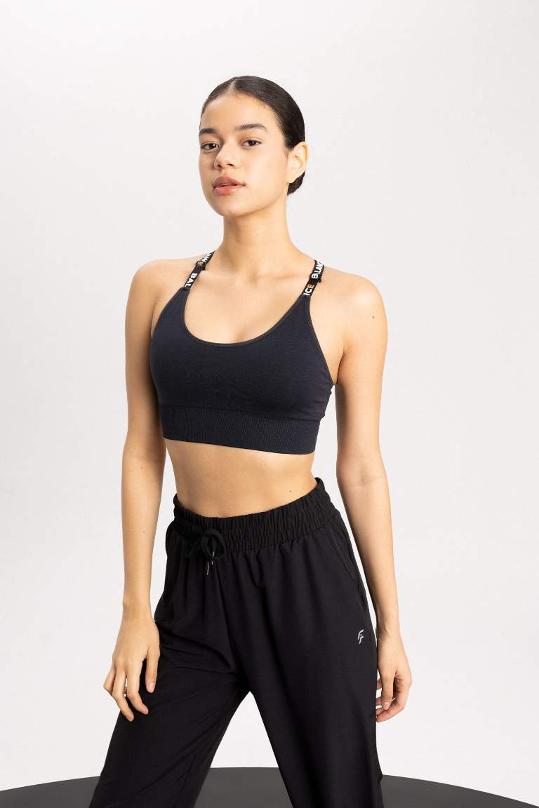 DeFactoFit Crew Neck Sports Bra