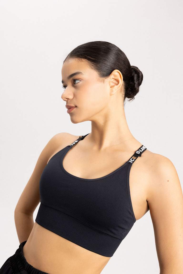 DeFactoFit Crew Neck Sports Bra