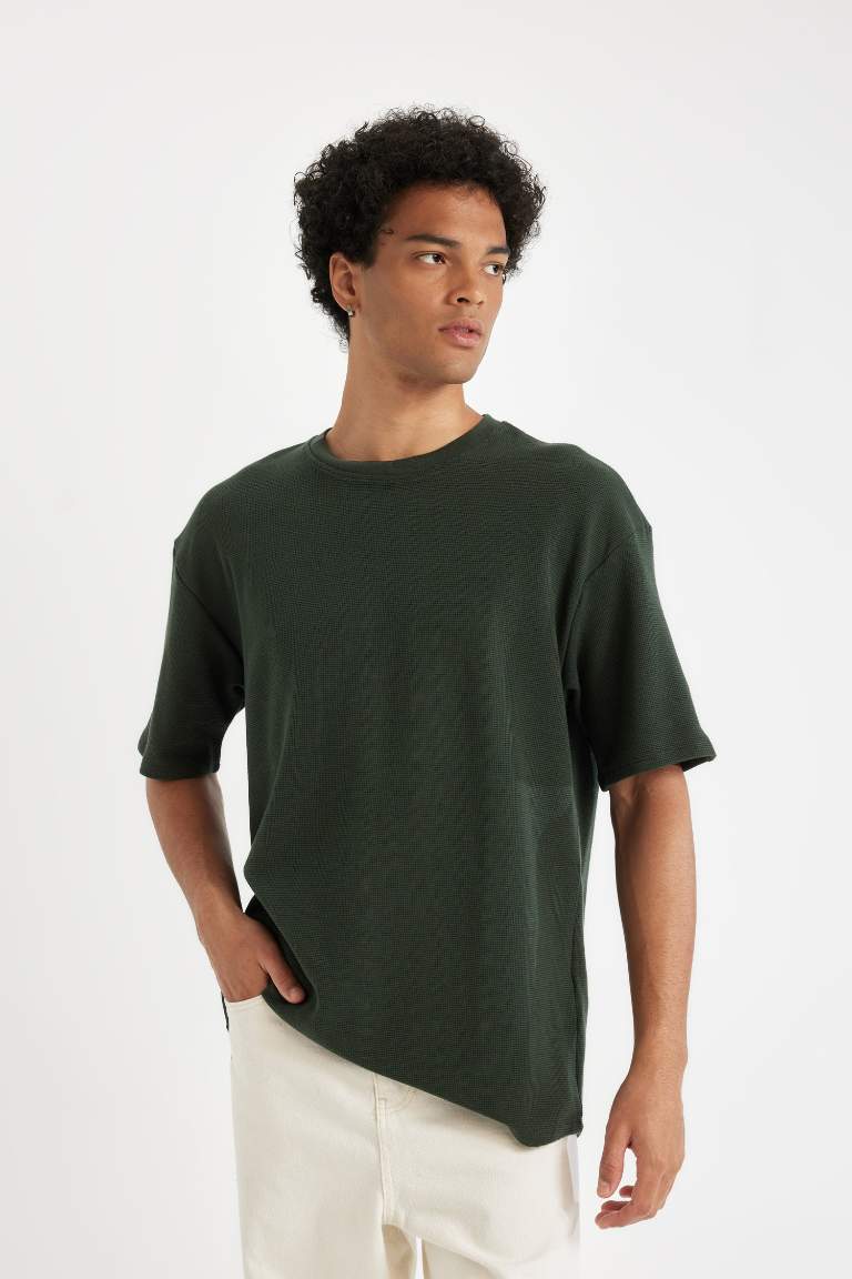 Comfort Fit Crew Neck T-Shirt