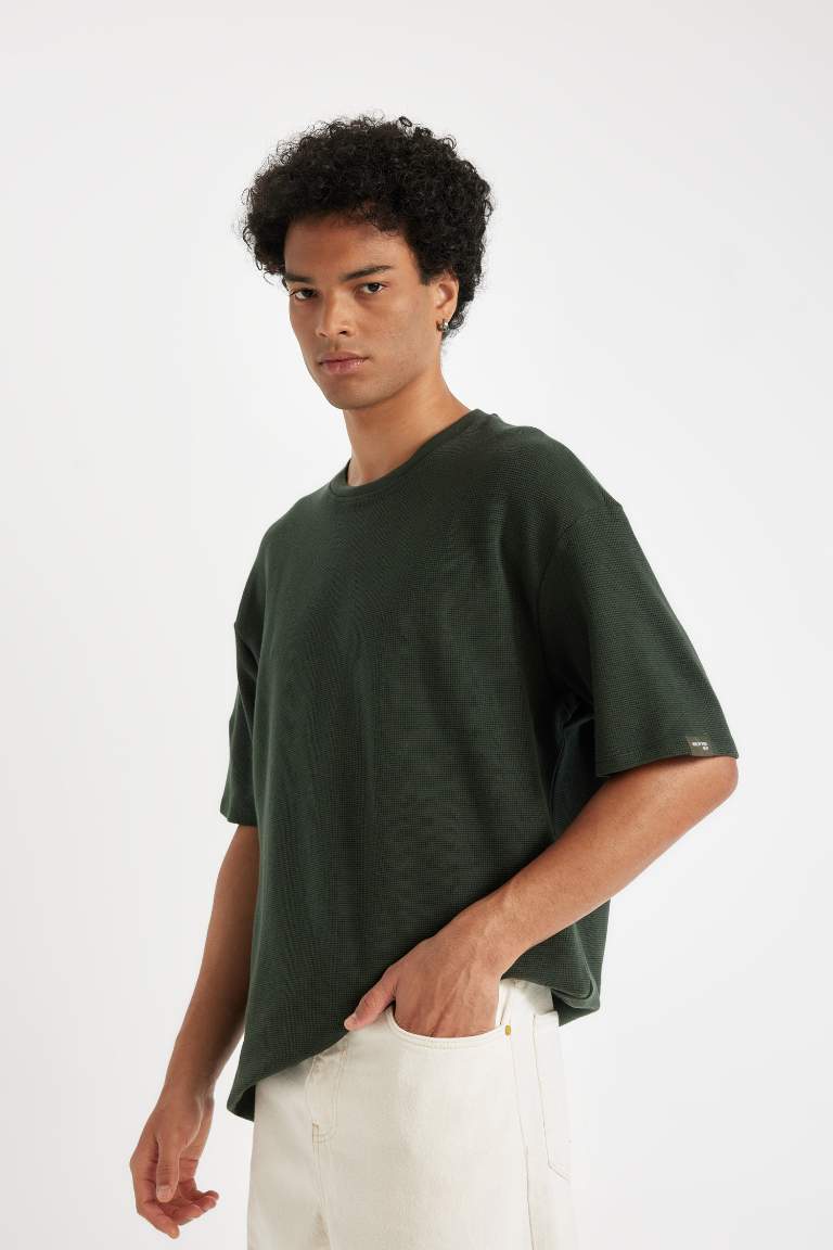 Comfort Fit Crew Neck T-Shirt