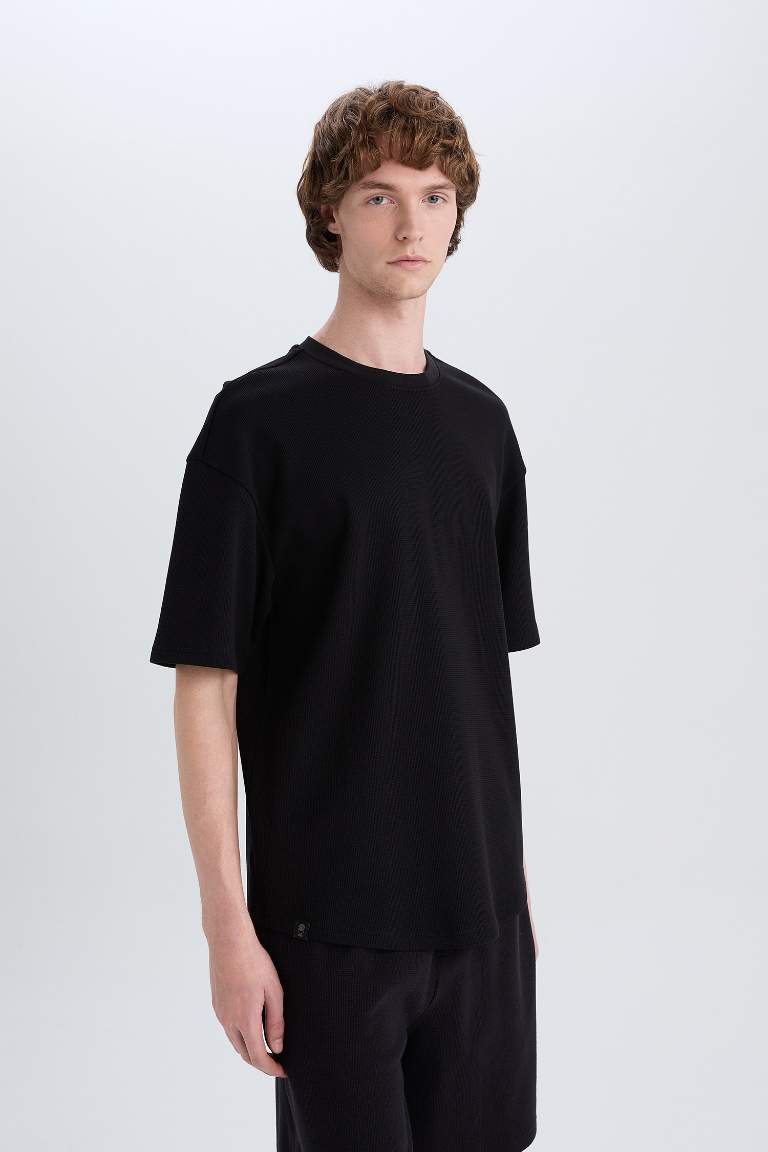 Boxy Fit Crew Neck Short Sleeve Basic Waffle T-Shirt