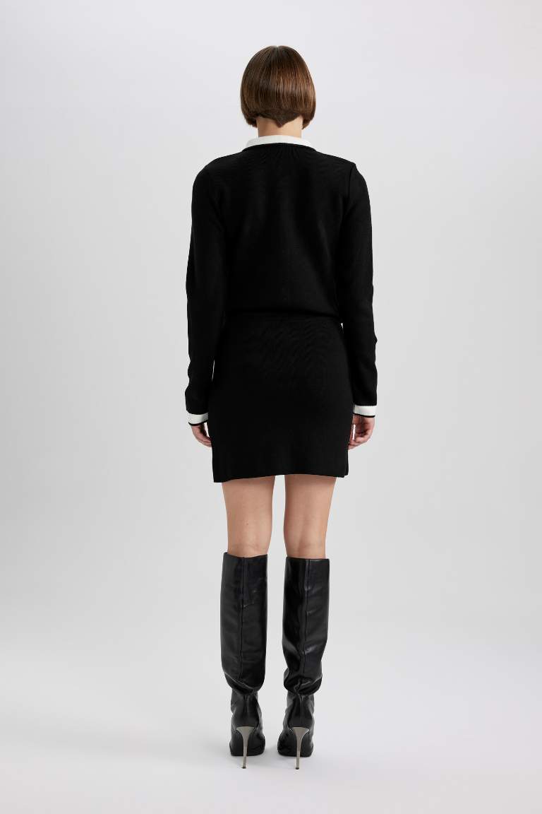 Black WOMAN A Cut Skirt 2987645 | DeFacto