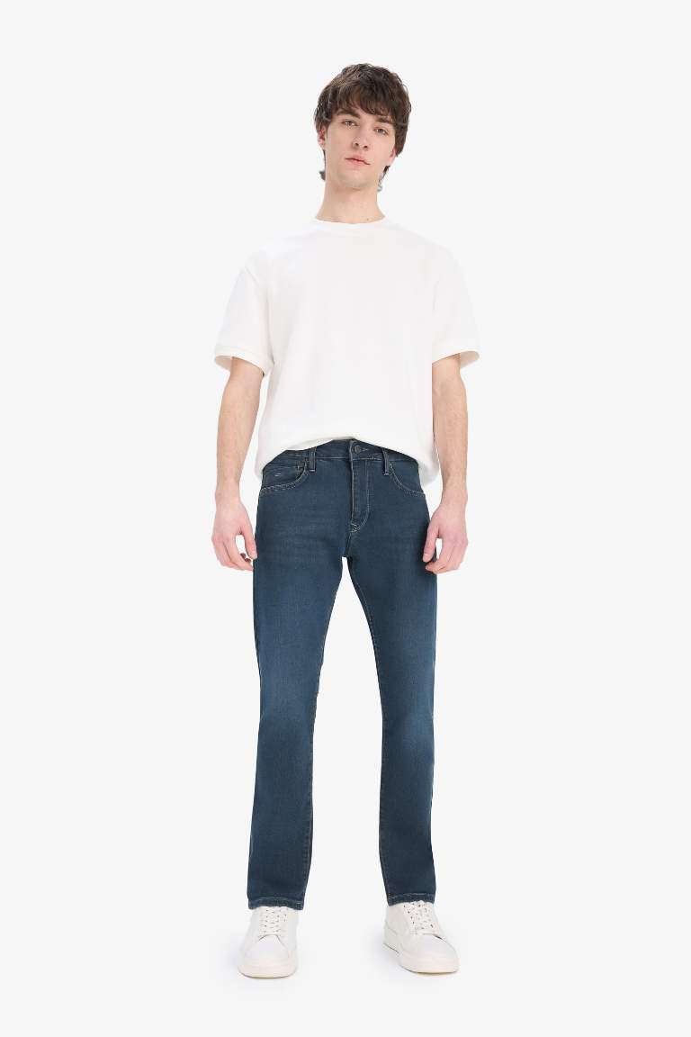 Sergio Regular Fit Regular Waist Jeans