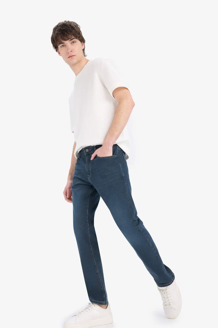 Sergio Regular Fit Regular Waist Jeans