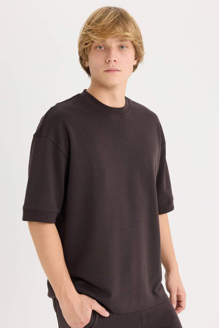 Loose Fit Crew Neck T-Shirt