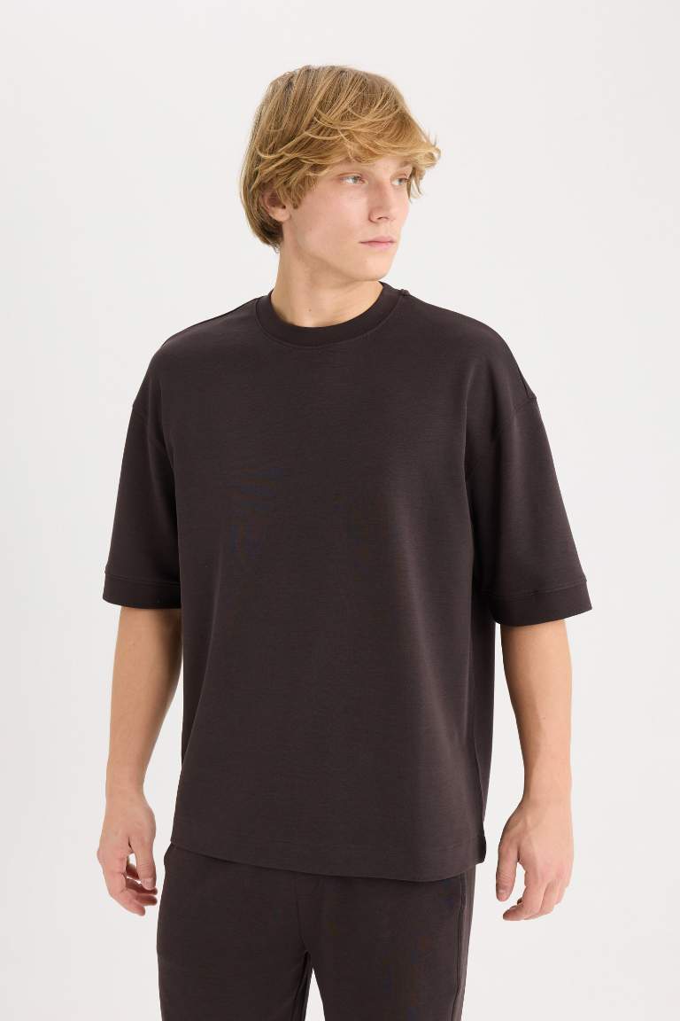 Loose Fit Crew Neck T-Shirt