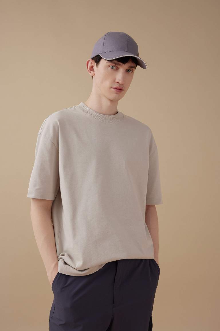 Oversize Fit Crew Neck Basic Short Sleeve T-Shirt