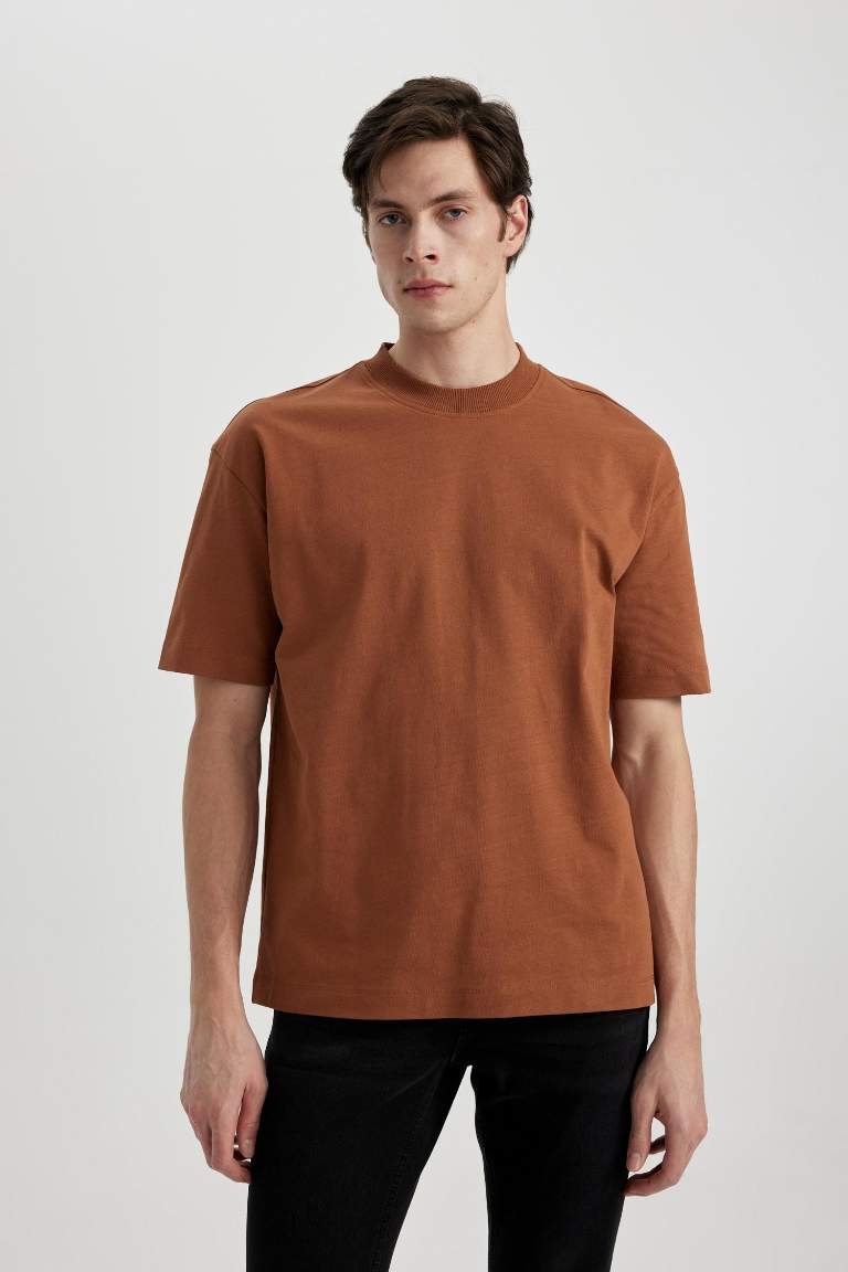 Oversize Fit Crew Neck Short Sleeve T-Shirt