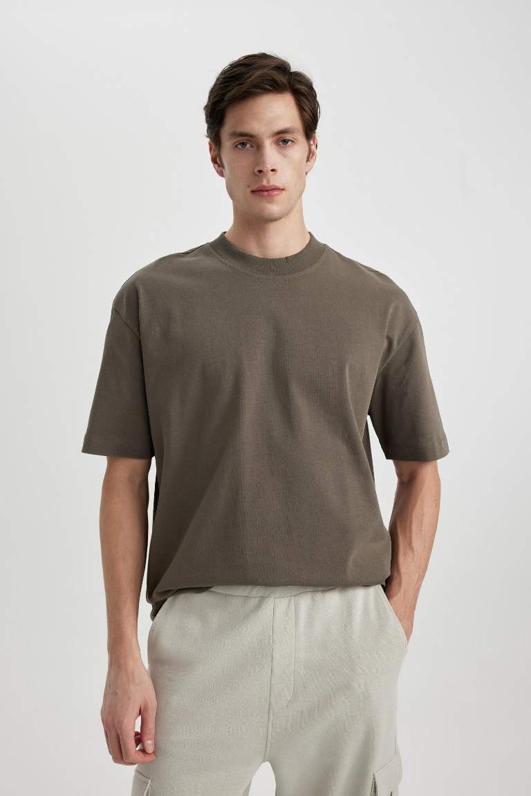 Oversize Fit Crew Neck Short Sleeve T-Shirt