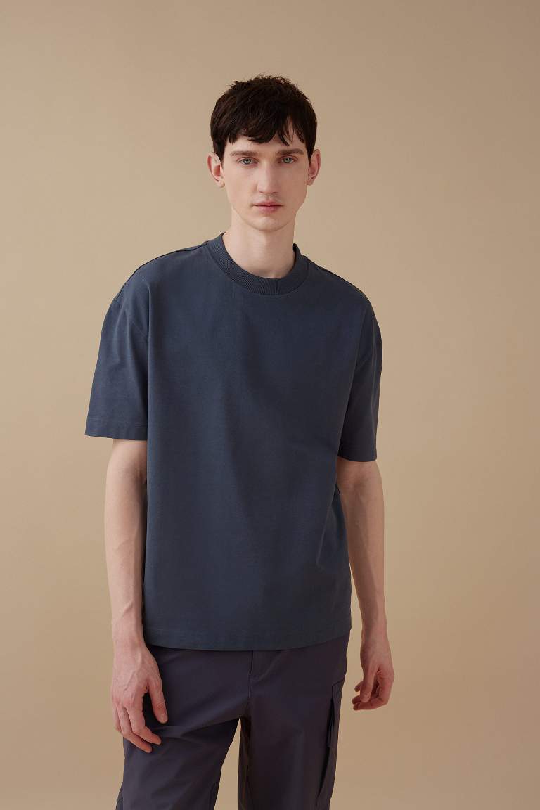 Oversize Fit Crew Neck T-Shirt