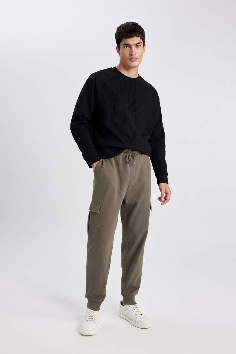 Oversize Fit Cargo Sweatpants