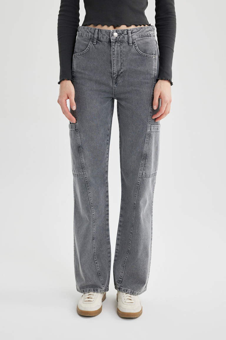 Wideleg Cargo-Hose aus Jeans von DeFacto