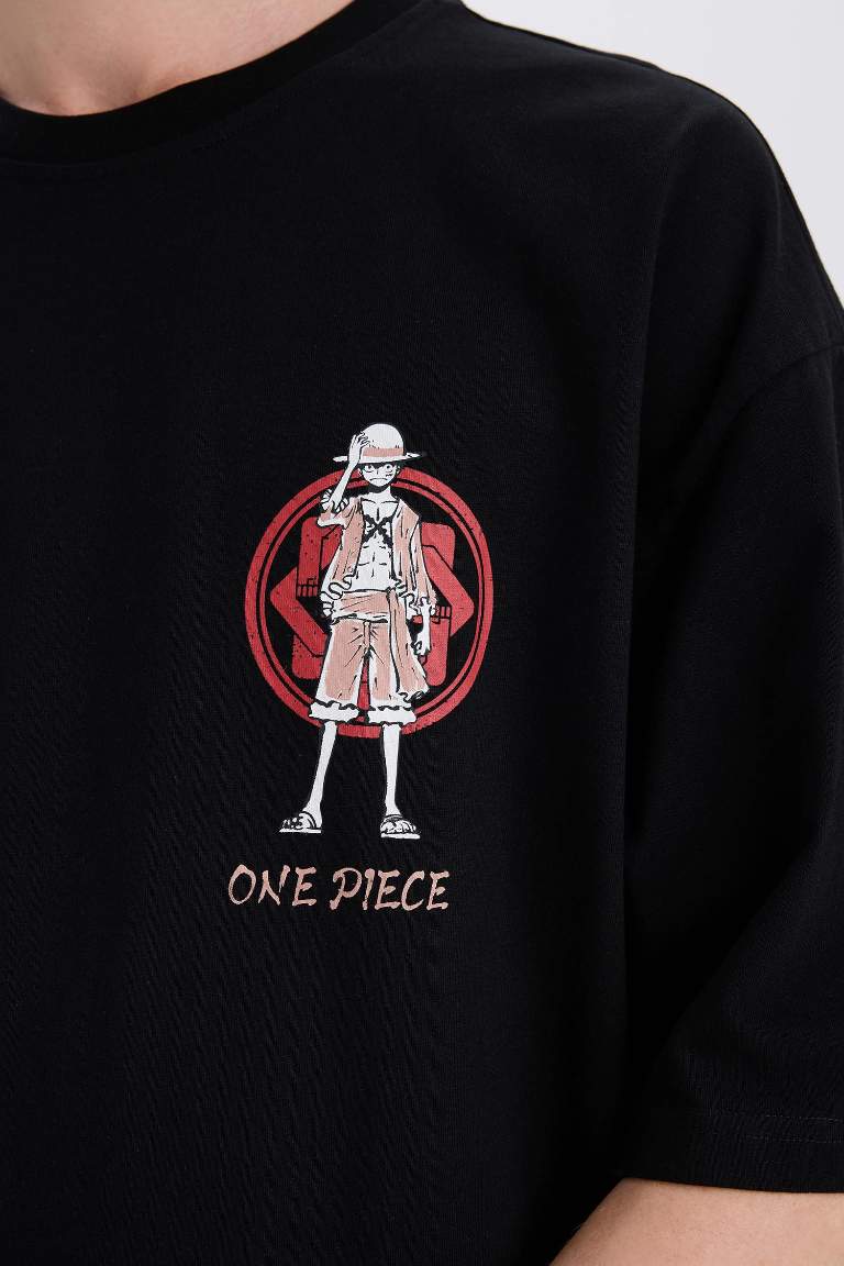 One Piece Loose Fit Crew Neck Printed T-Shirt