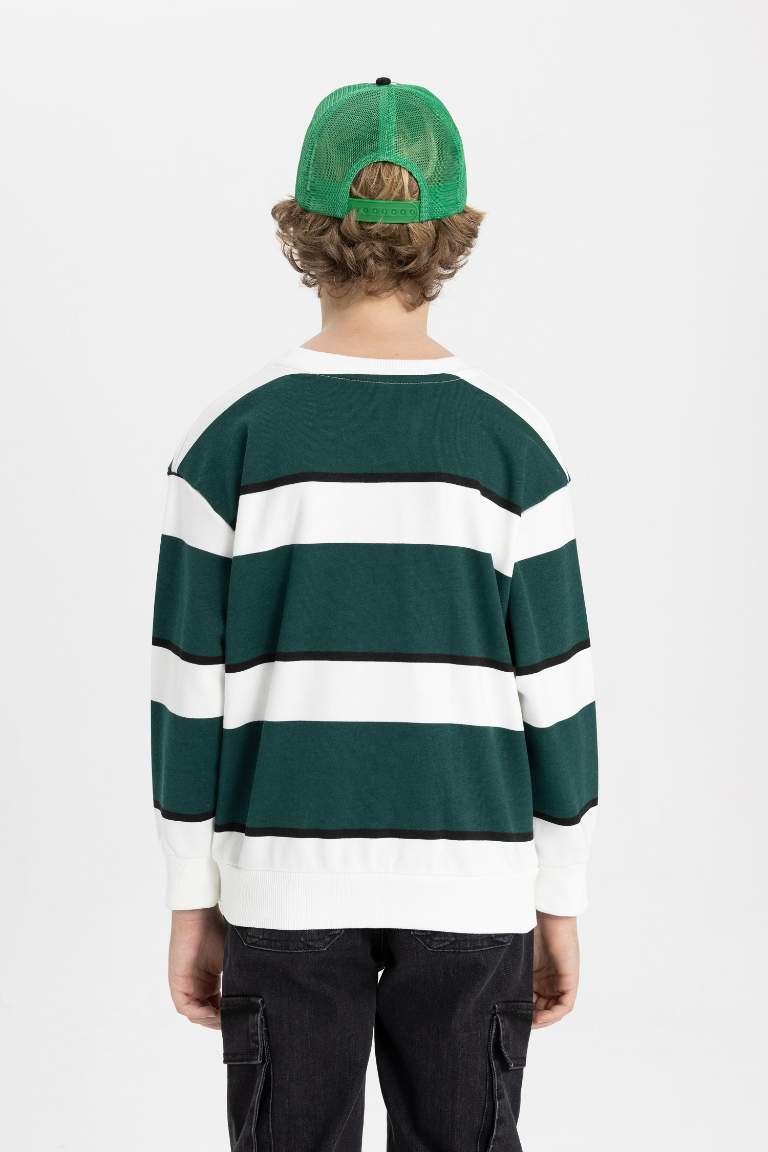 Boy Oversize Fit Crew Neck Striped Sweatshirt