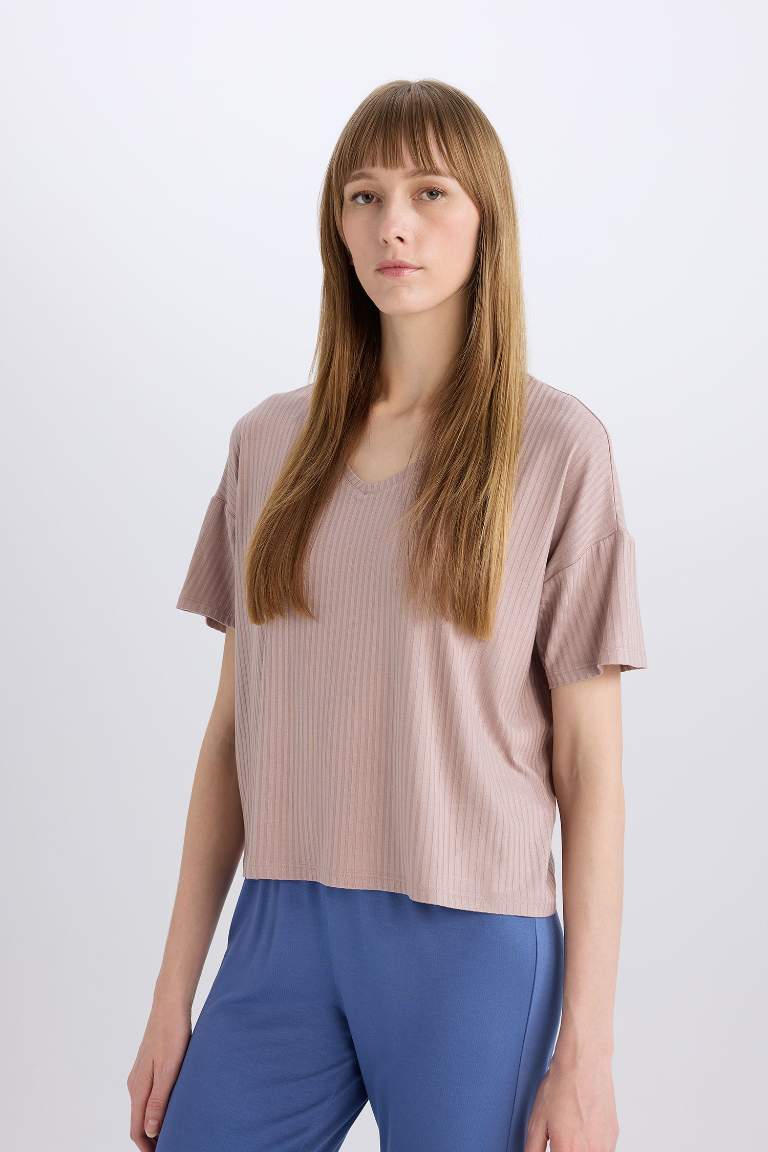 Regular Fit V-Neck Viscose Knitted Tops