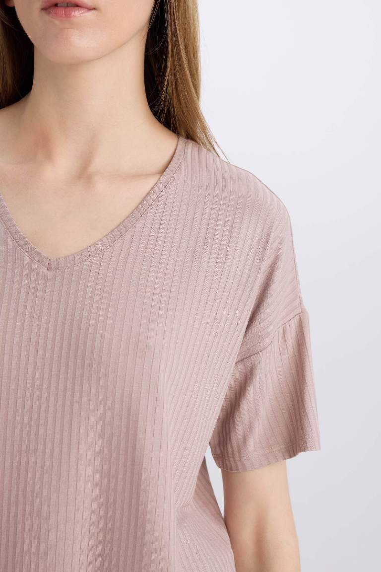 Regular Fit V-Neck Viscose Knitted Tops