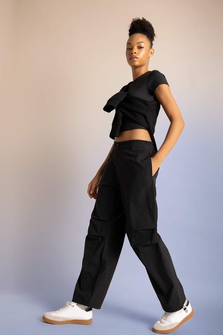 DeFactoFit Oversize Fit Double Pocket Parachute Trousers